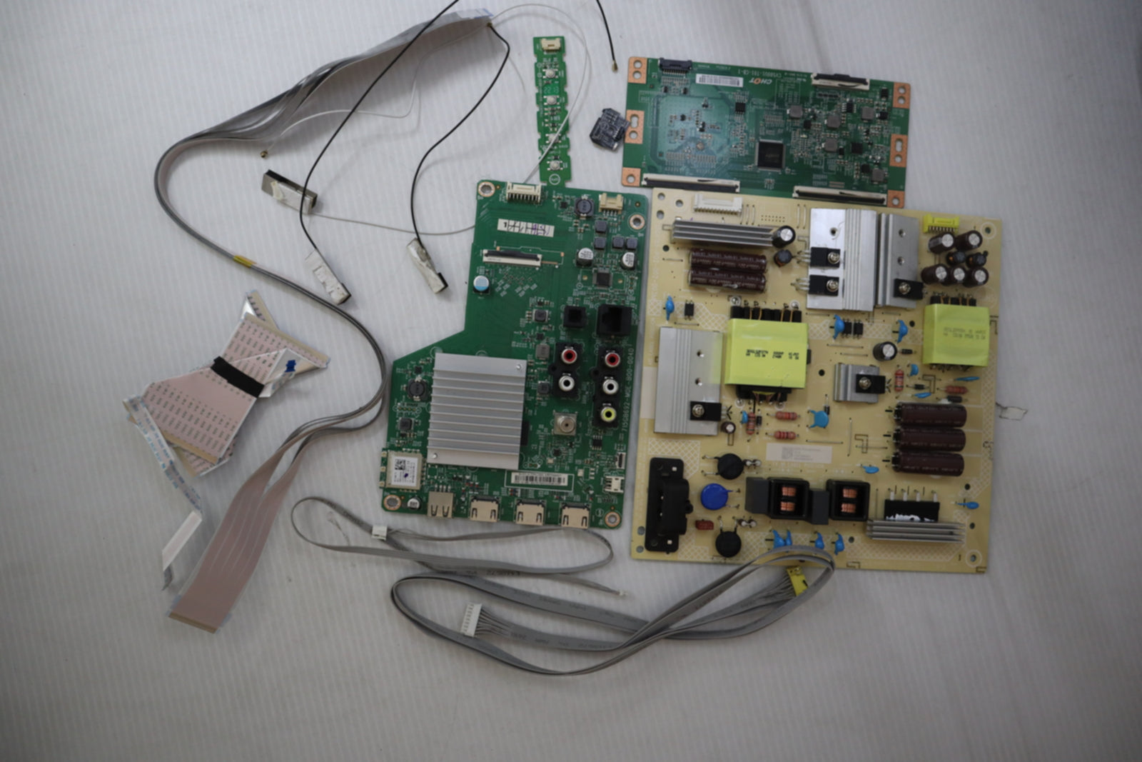 Câbles Pour Carte D'alimentation TV Vizio VF550M - D'occasion