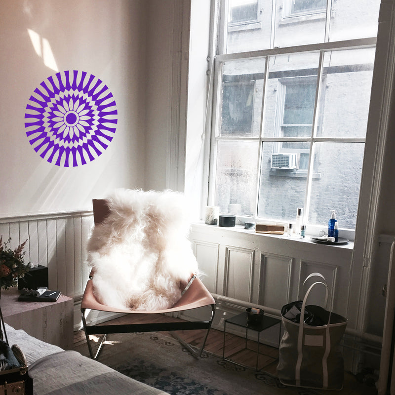 Vinyl Wall Art Decal - Abstract Sunflower Figure - 23" x 23" - Modern Home Bedroom Apartment Workplace Optical Illusion - Cool Living Room Door Office Work Door Window Decoration (23" x 23"; Purple) 3