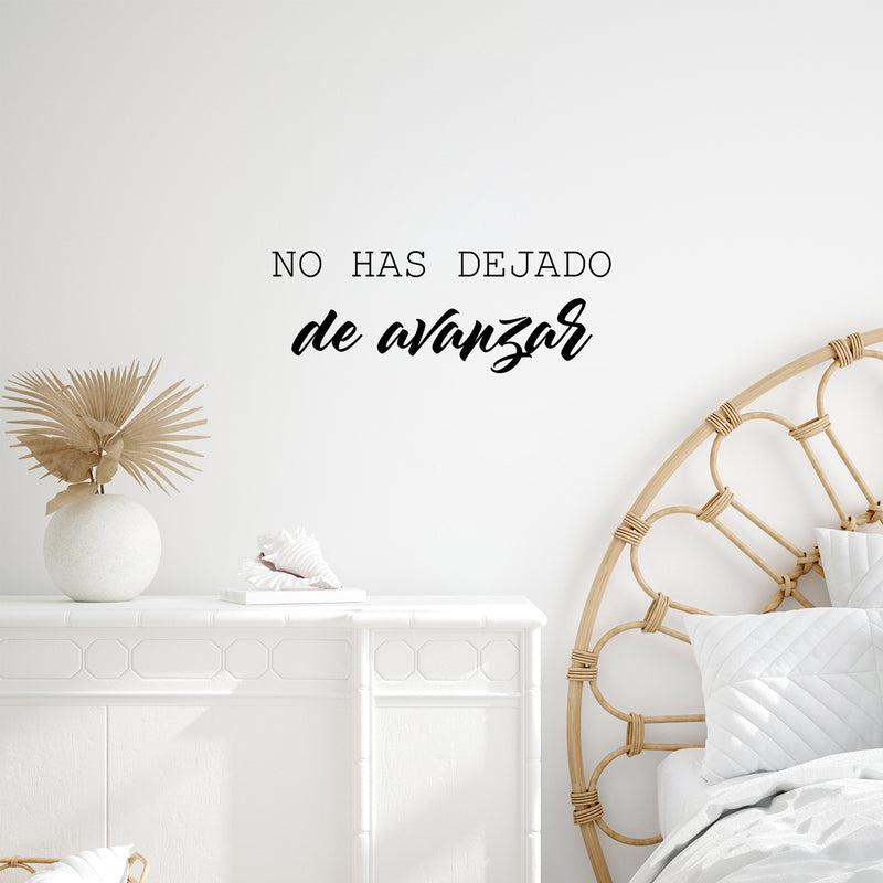 Vinyl Wall Art Decal - No Has Dejado De Avanzar / You Haven't Stopped Moving Forward - 8" x 25" - Motivational Spanish Quote Sticker For Home School Office Coffee Shop Gym Fitness Decor 2