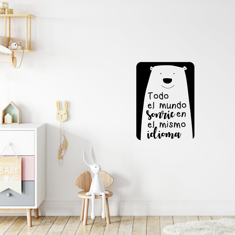 Vinyl Wall Art Decal - Todo El Mundo Sonríe En eL Mismo Idioma / Everyone Smiles In The Same Language - Lovely Spanish Quote Sticker For Playroom Classroom Daycare Decor 2